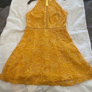 Brand New! NEVER WORN, still has tags